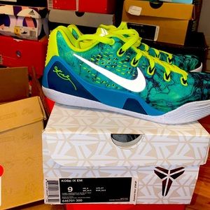 KOBE IX EM